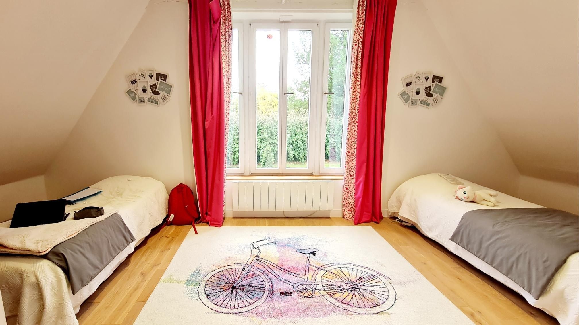 house 9 Rooms for sale on PONT L EVEQUE (14130)