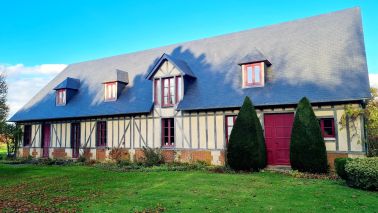 maison 9 Pièces en vente sur QUETTEVILLE (14130)