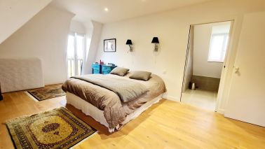 house 9 Rooms for sale on PONT L EVEQUE (14130)