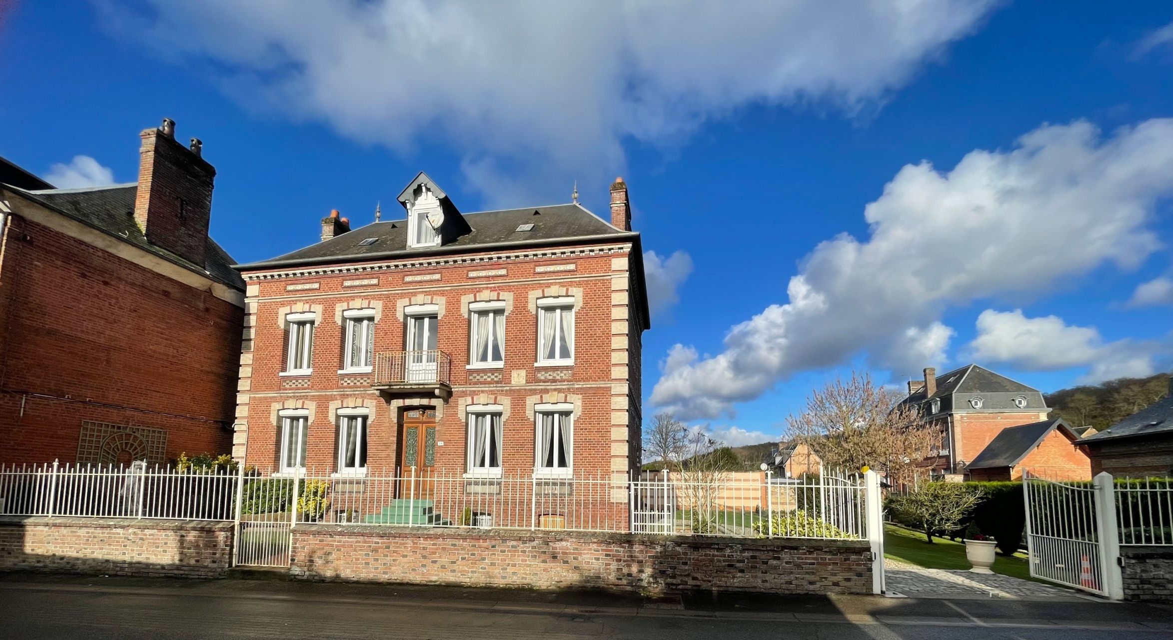 maison de maître 5 Pièces en vente sur ST SAENS (76680)