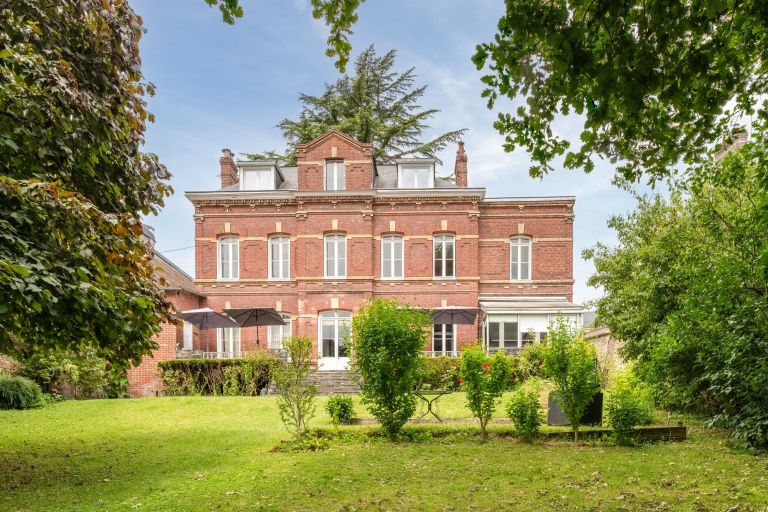 maison 11 Pièces en vente sur MONT ST AIGNAN (76130)