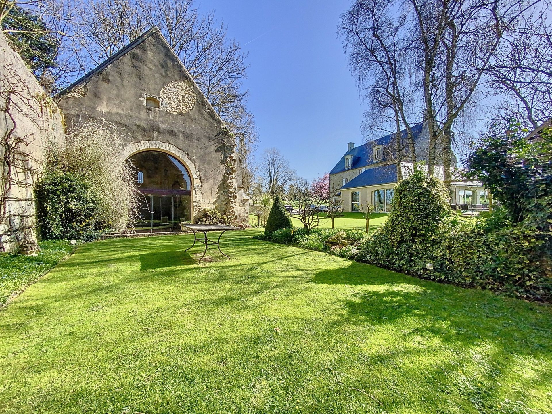 maison 10 Pièces en vente sur BAYEUX (14400)