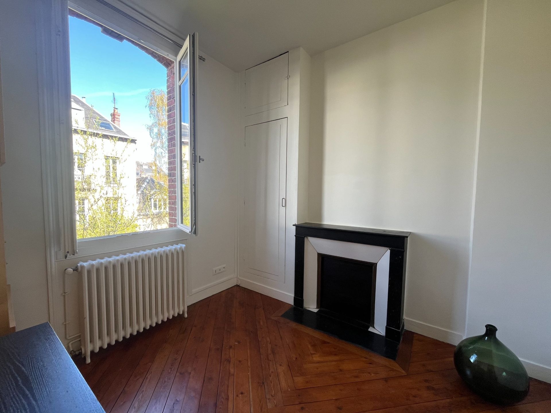 apartment 5 Rooms for sale on ROUEN (76000)