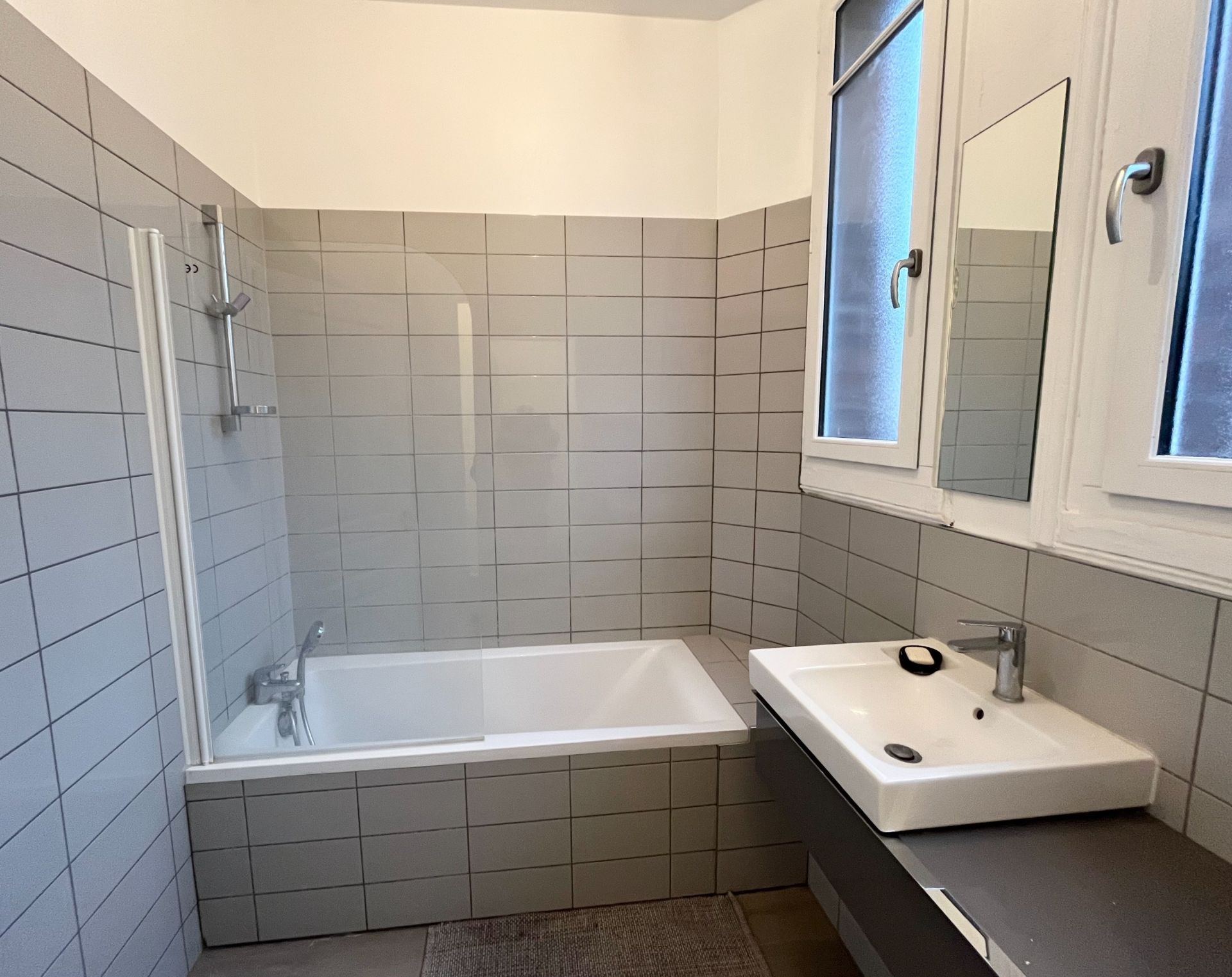 apartment 5 Rooms for sale on ROUEN (76000)