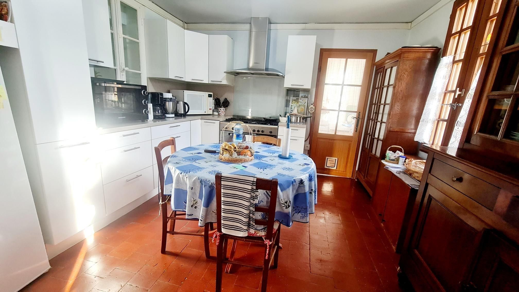 house 7 Rooms for sale on BEAUMONT EN AUGE (14950)