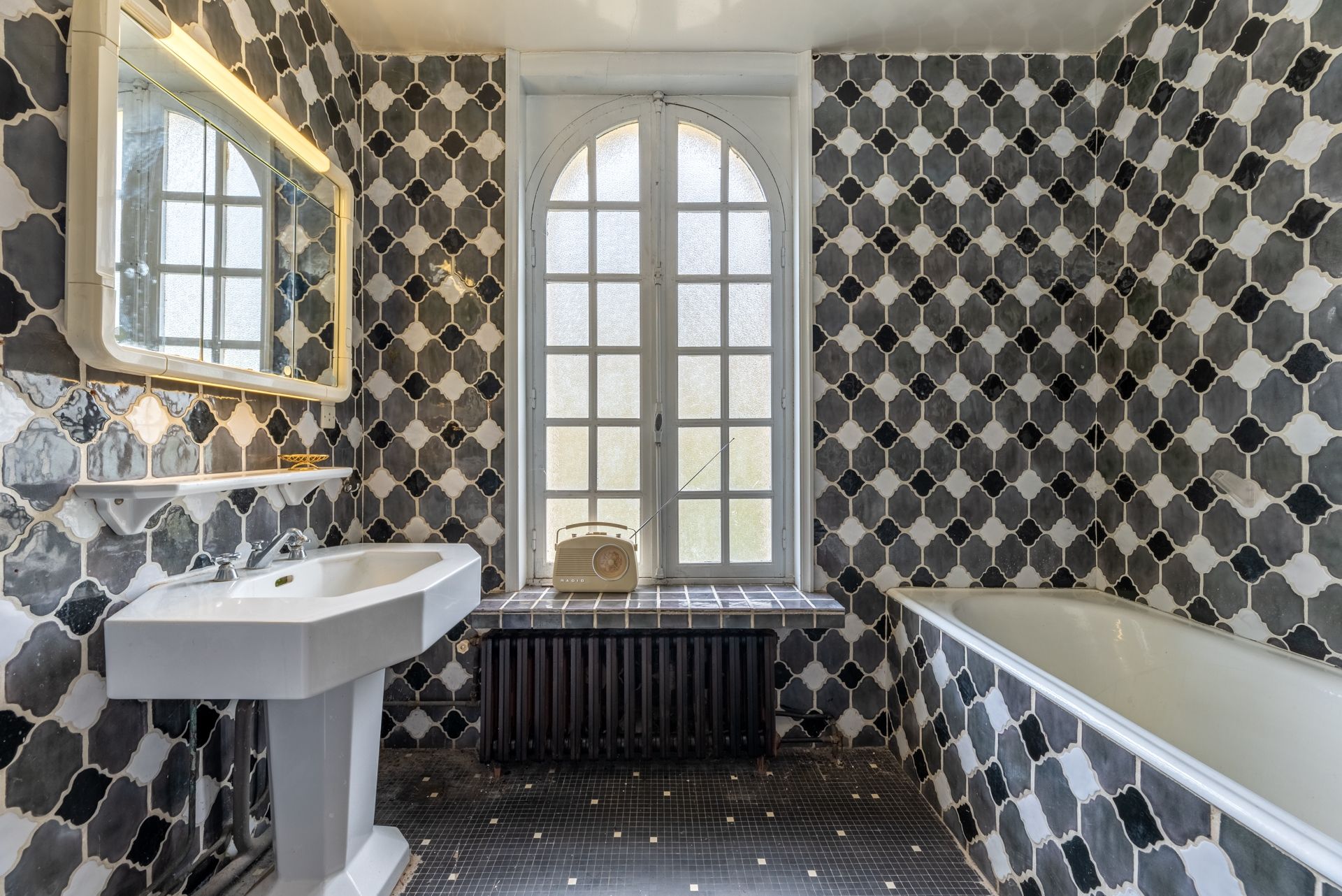 mill 7 Rooms for sale on BEAUMESNIL (27410)