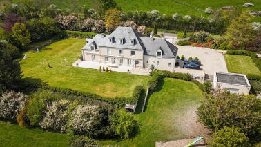mansion 10 Rooms for sale on VILLERS BOCAGE (14310)