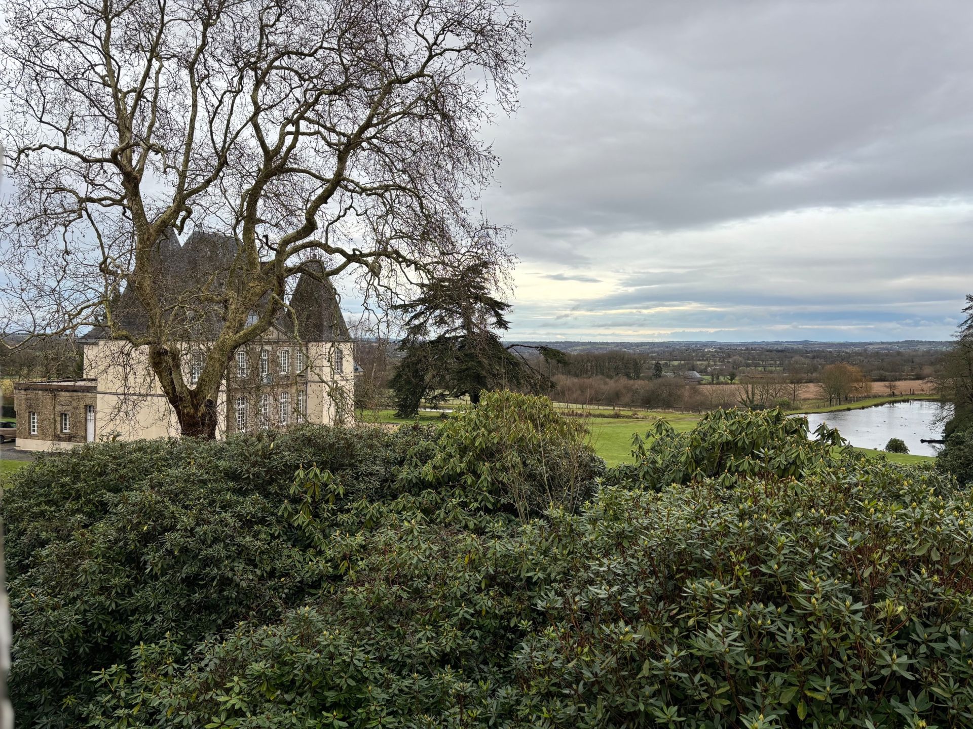 house 16 Rooms for sale on ST LO (50000)