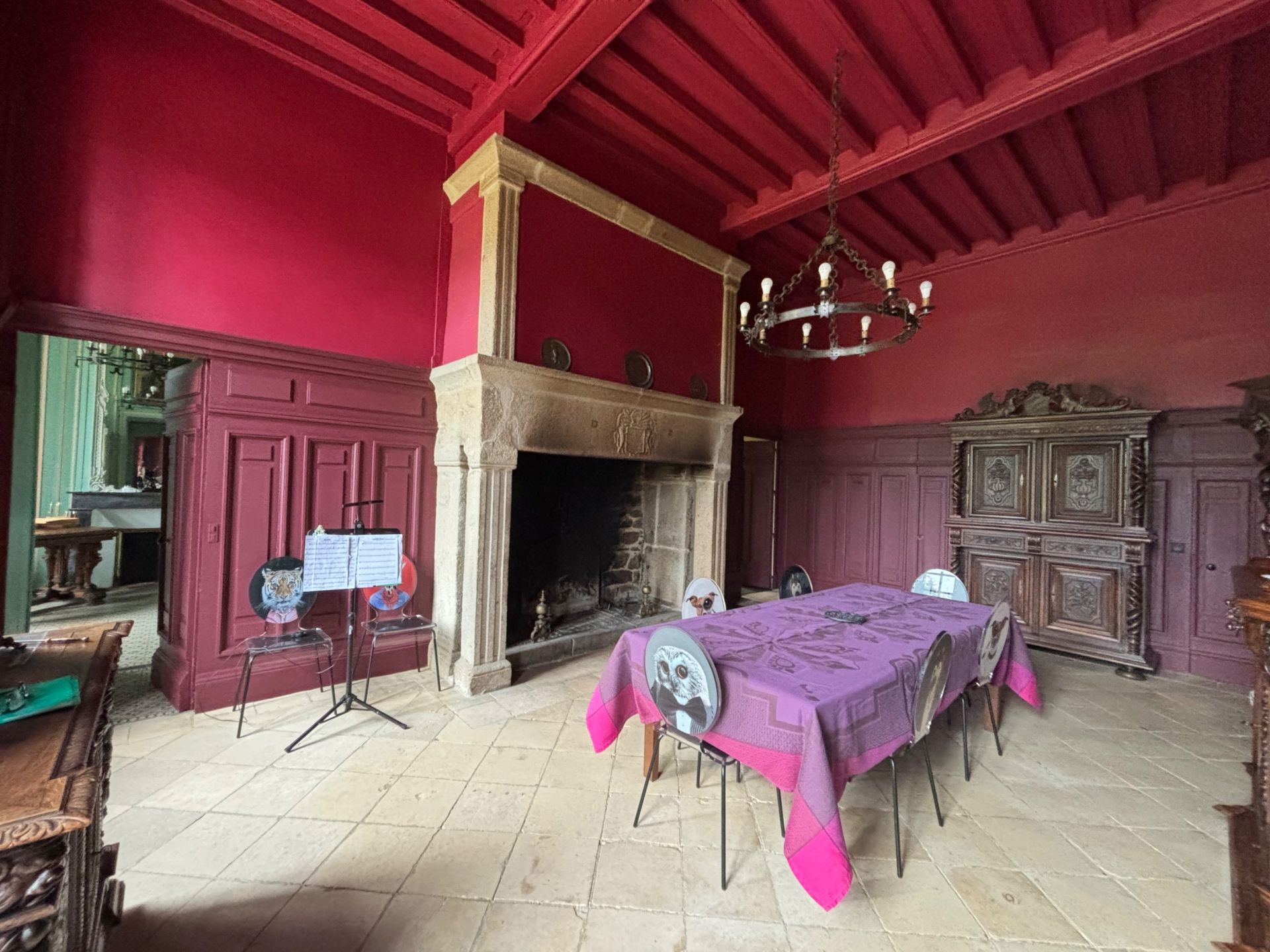 house 16 Rooms for sale on ST LO (50000)