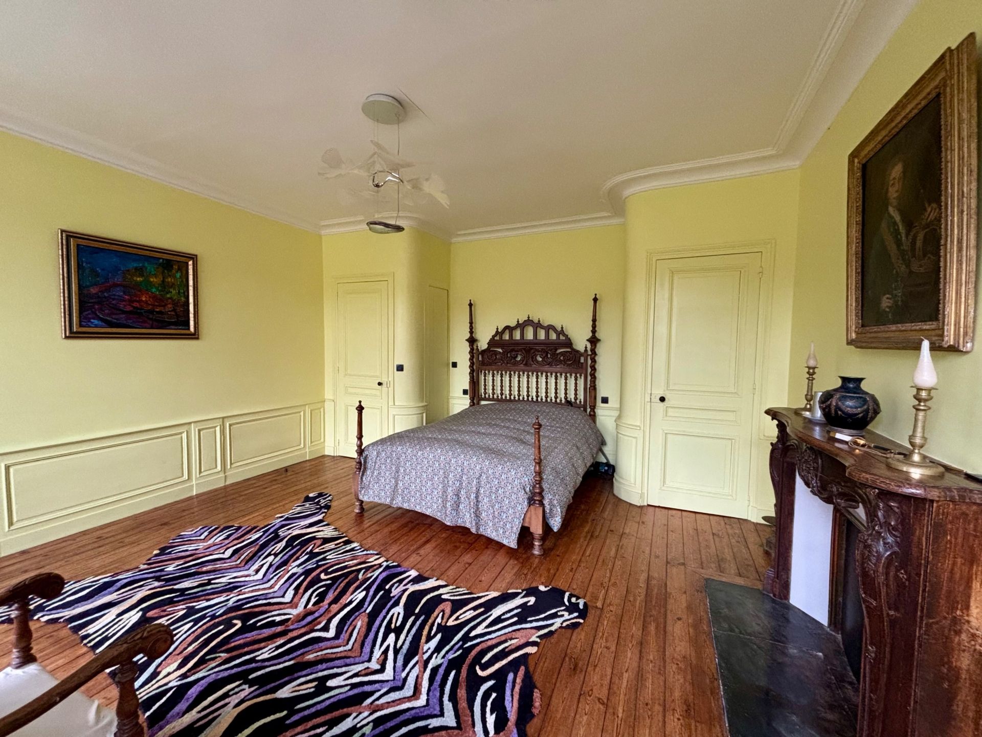 house 16 Rooms for sale on ST LO (50000)