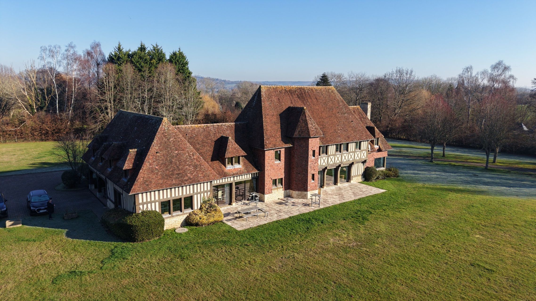 house 13 Rooms for sale on ST ARNOULT (14800)