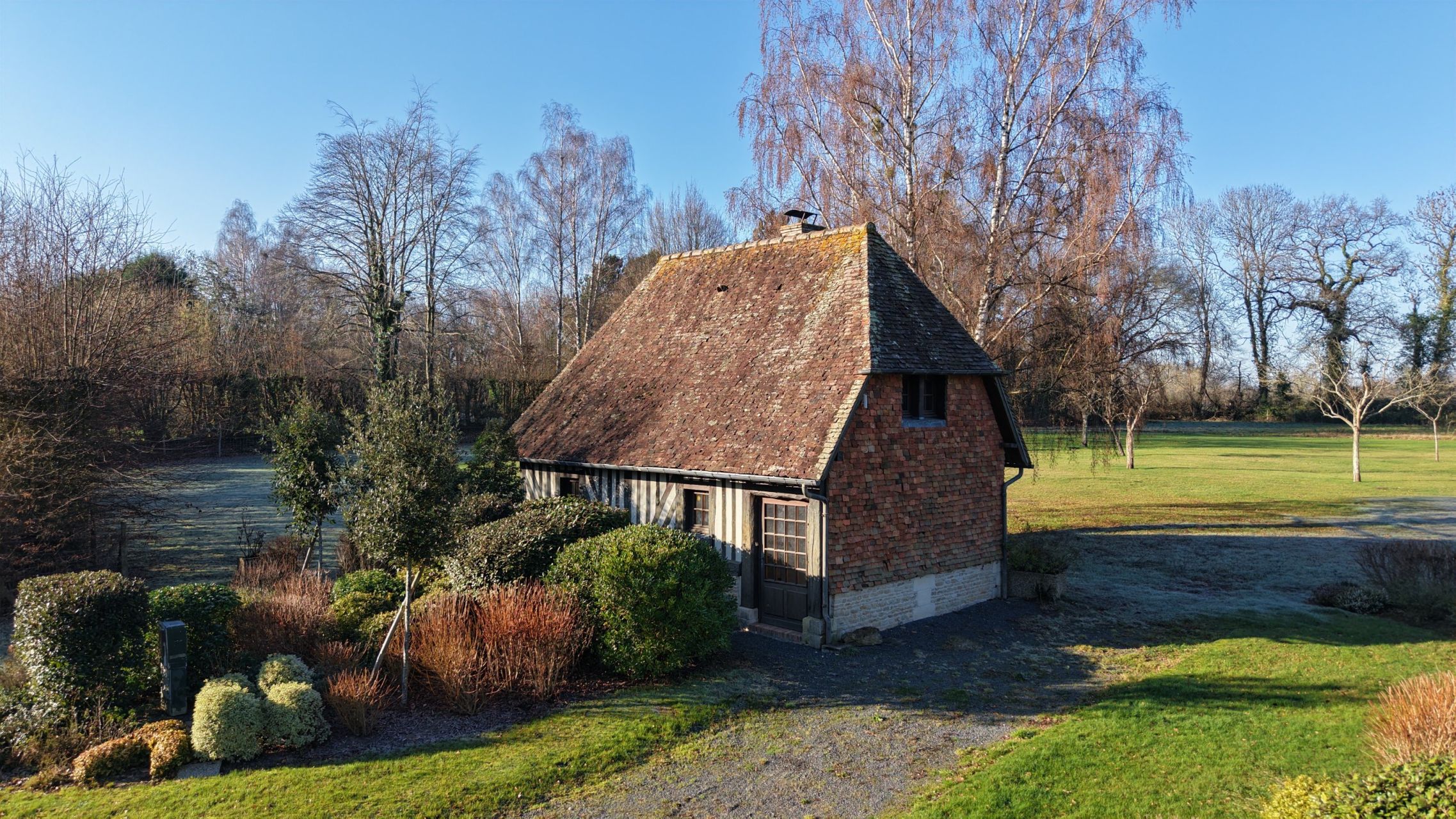 house 13 Rooms for sale on ST ARNOULT (14800)