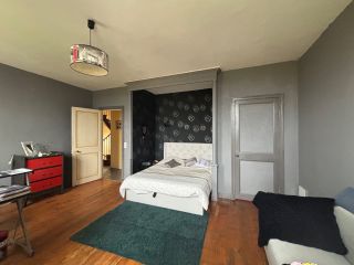 house 18 Rooms for sale on CAEN (14000)
