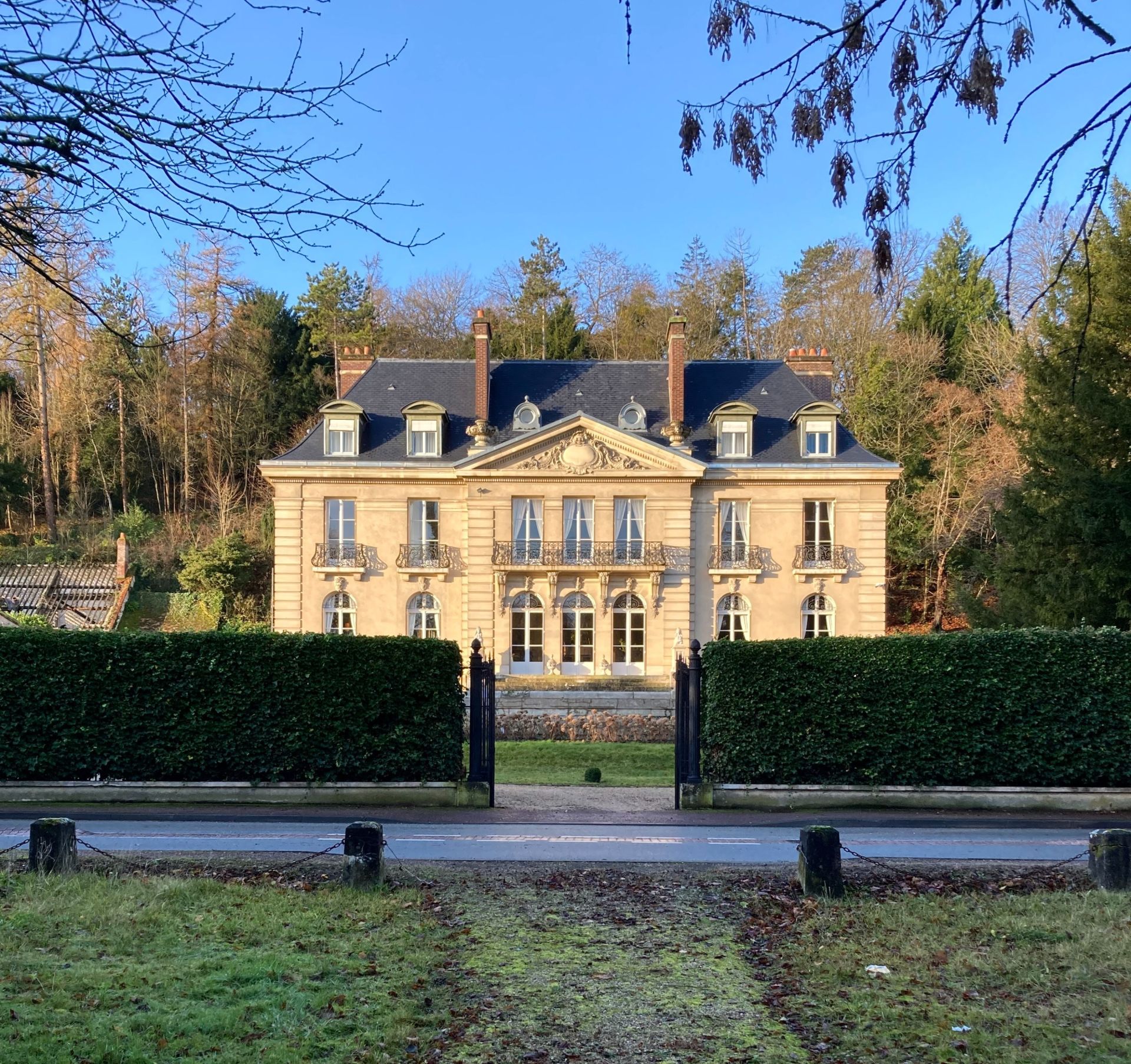 castle 18 Rooms for sale on ST PIERRE DU VAUVRAY (27430)