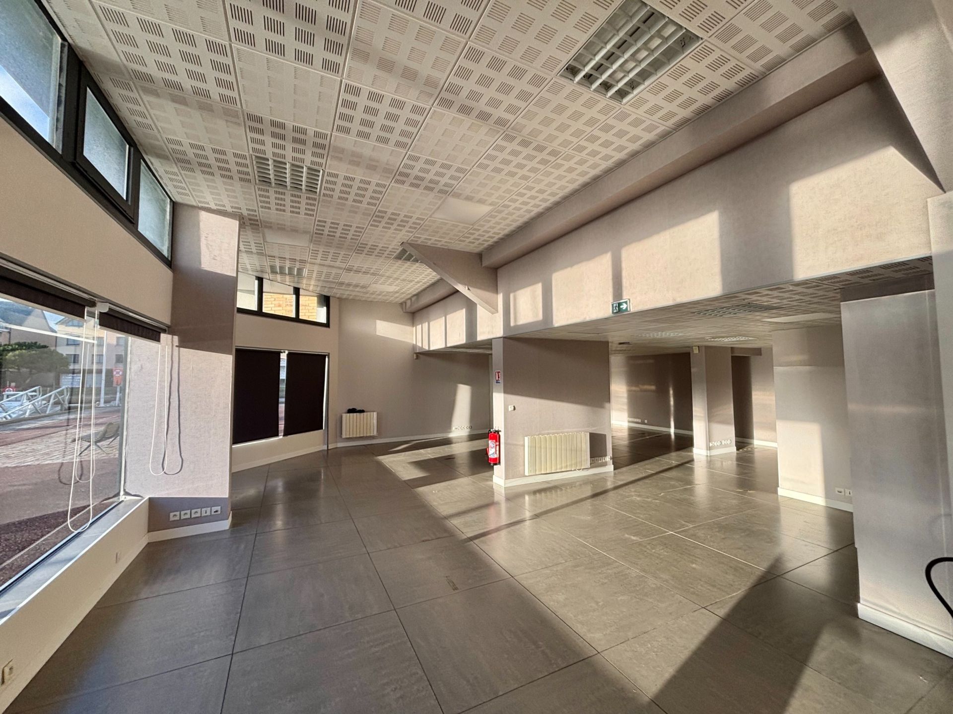 local d'activité en vente sur DEAUVILLE (14800)