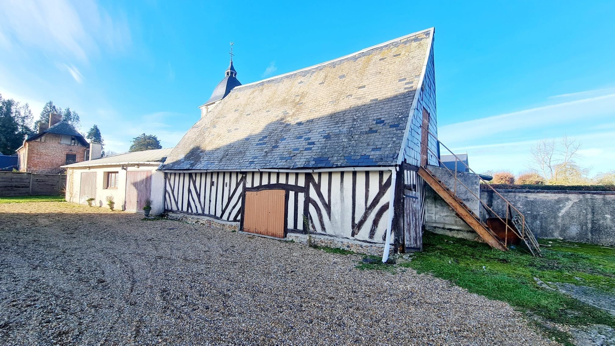 house 8 Rooms for sale on PIENCOURT (27230)