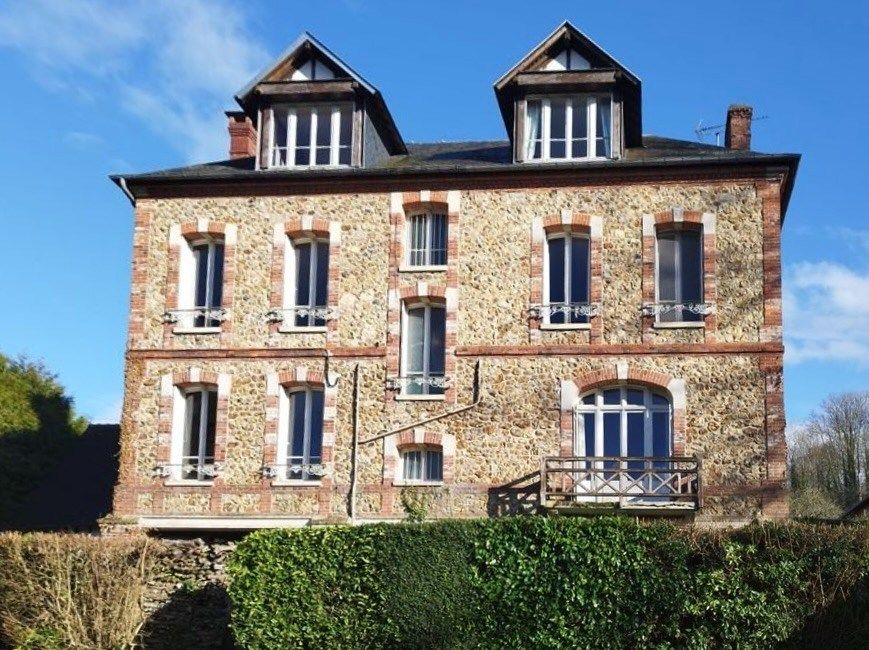 maison de maître 10 Pièces en vente sur BERNAY (27300)