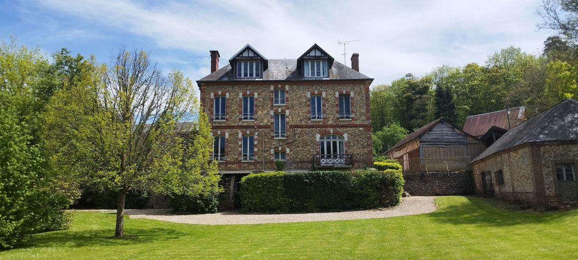 maison de maître 10 Pièces en vente sur BERNAY (27300)