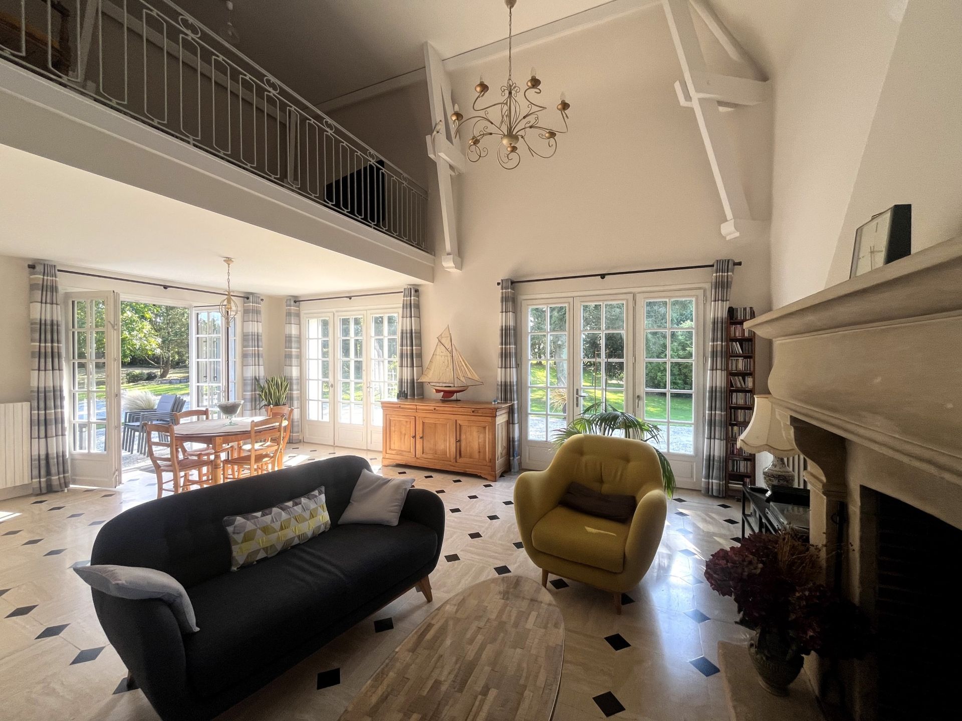 maison 9 Pièces en vente sur BAYEUX (14400)