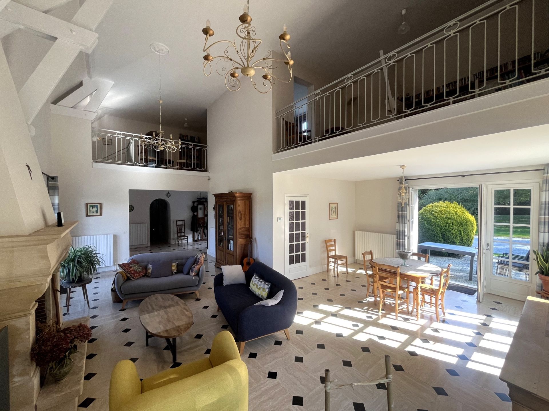 maison 9 Pièces en vente sur BAYEUX (14400)