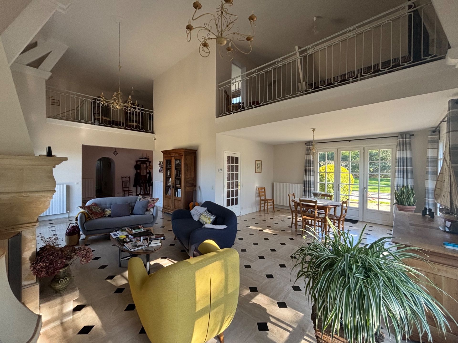 maison 9 Pièces en vente sur BAYEUX (14400)