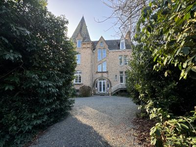 Sale House Saint-Hilaire-du-Harcouët 12&nbsp;Rooms 350&nbsp;m²
