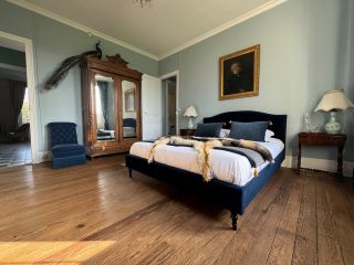 house 12 Rooms for sale on ST HILAIRE DU HARCOUET (50600)