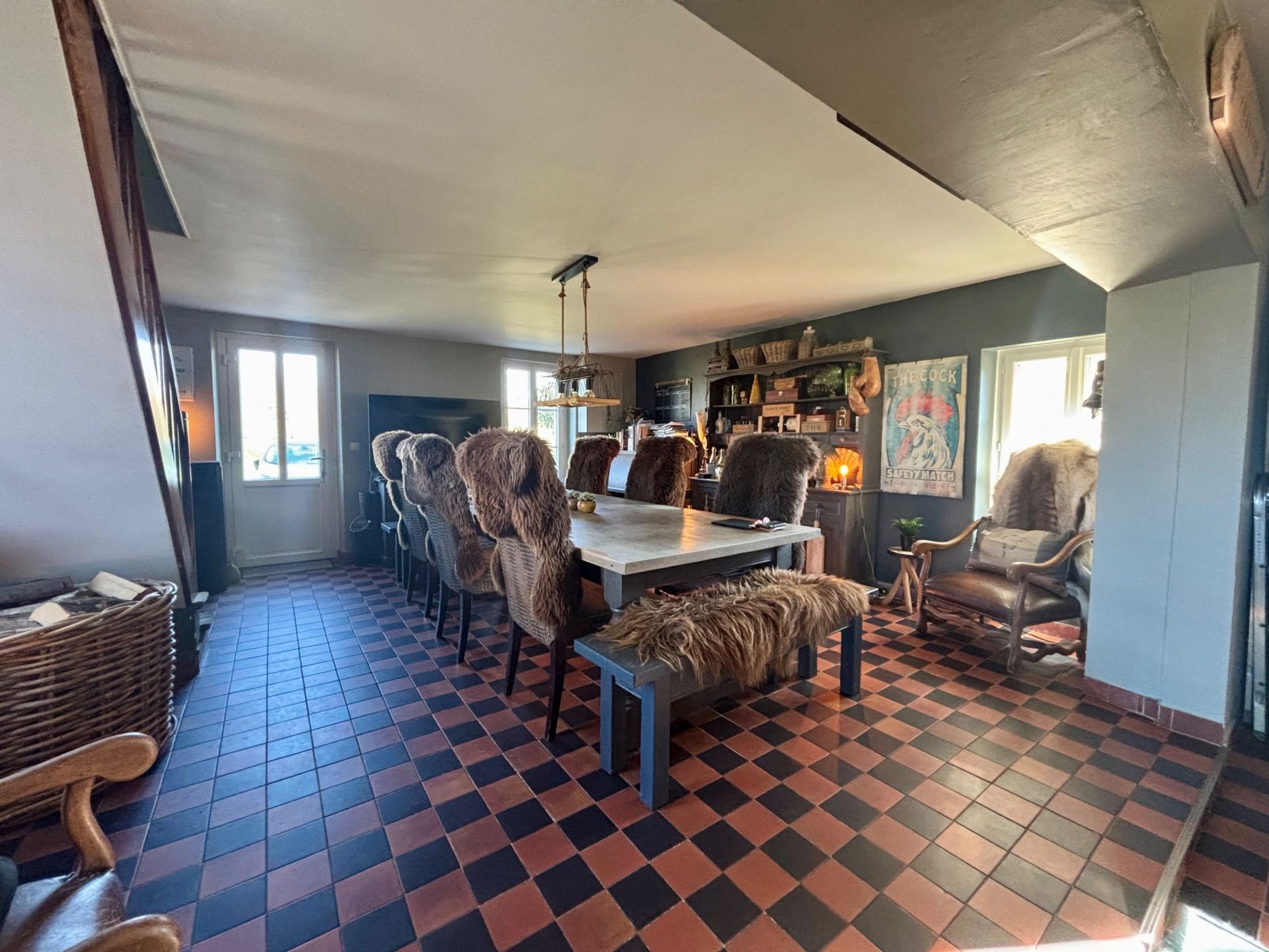 house 12 Rooms for sale on VIERVILLE SUR MER (14710)