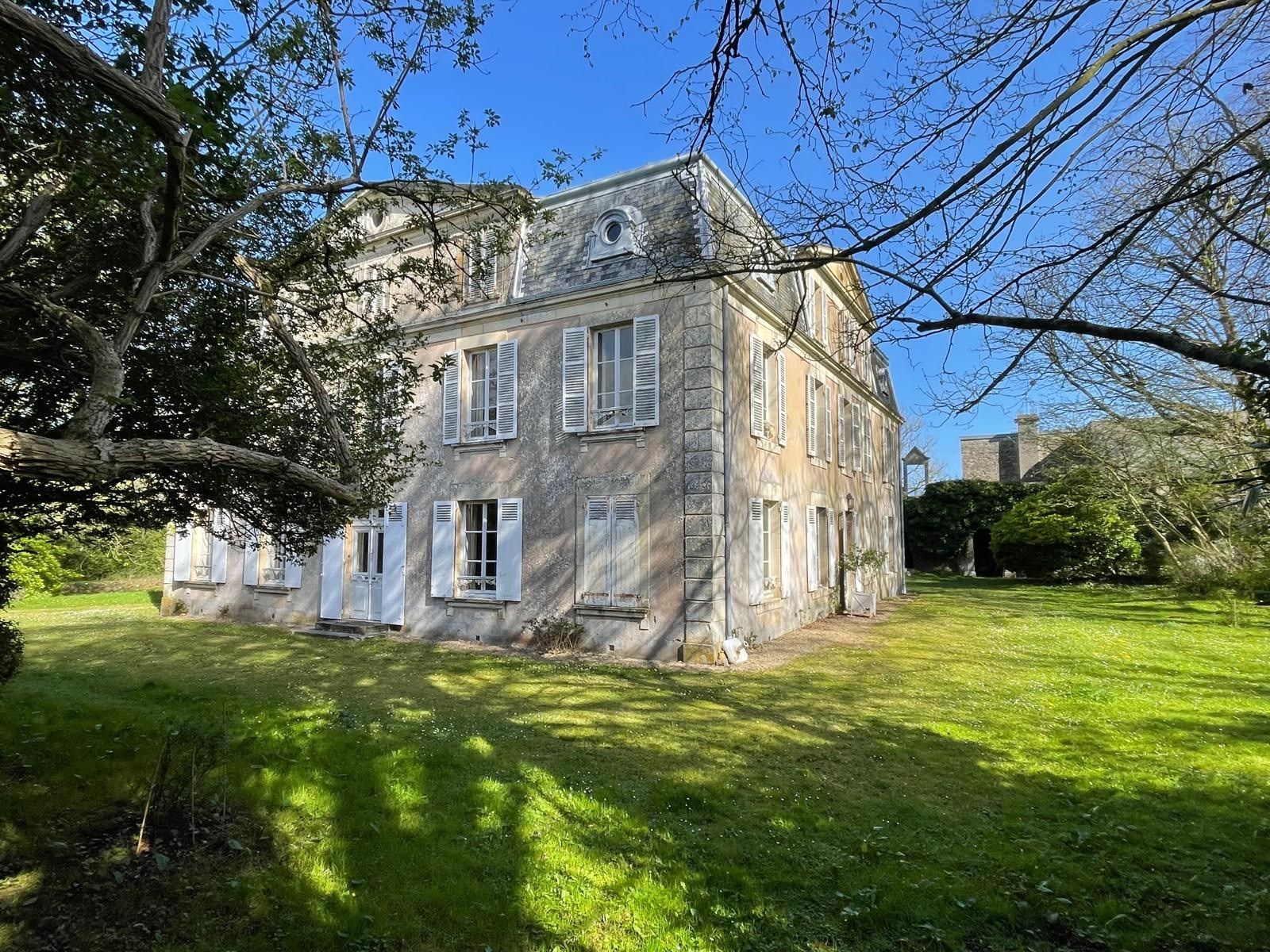 house 19 Rooms for sale on GRANDCAMP MAISY (14450)