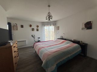 house 7 Rooms for sale on OUISTREHAM (14150)