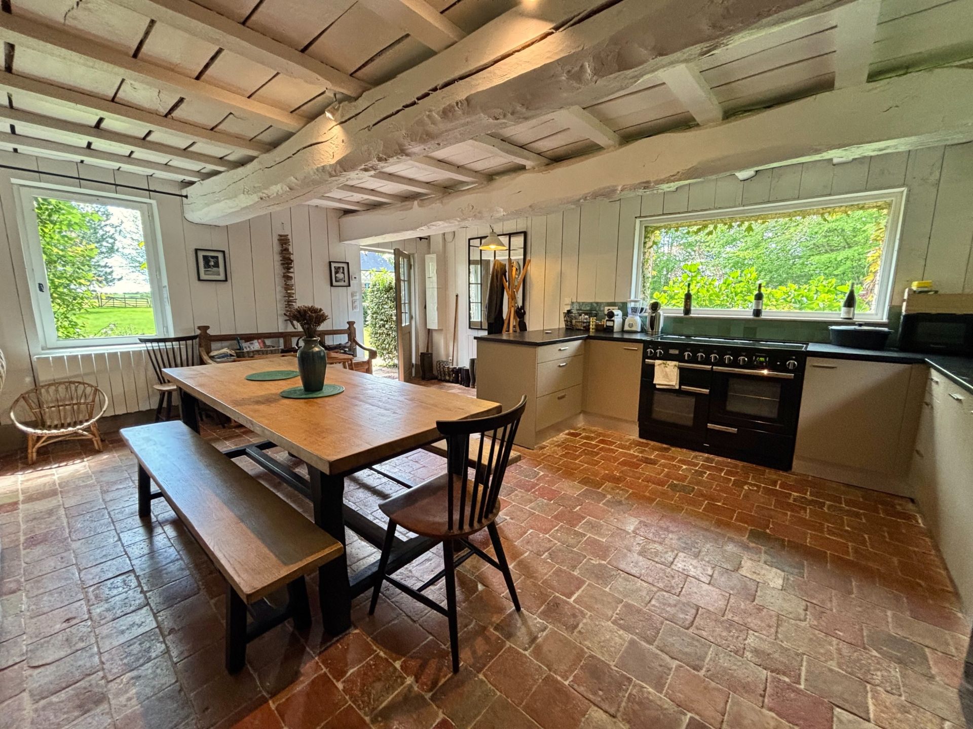 house 10 Rooms for sale on MORAINVILLE JOUVEAUX (27260)