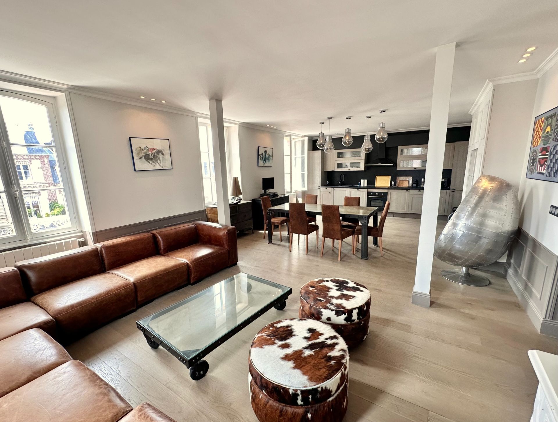 apartment 5 Rooms for sale on DEAUVILLE (14800)