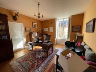 house 14 Rooms for sale on VIERVILLE SUR MER (14710)