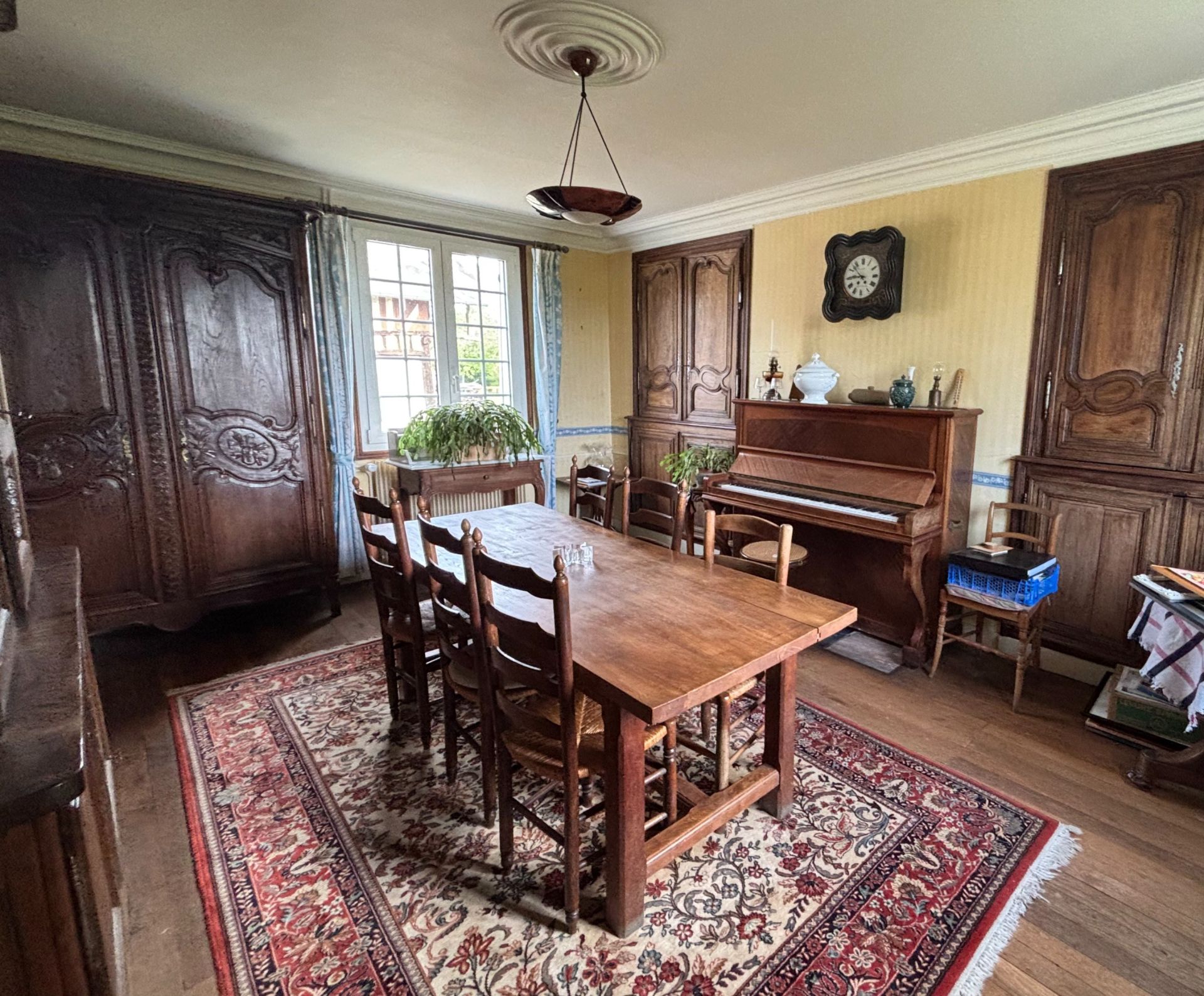 house 6 Rooms for sale on BONNEBOSQ (14340)