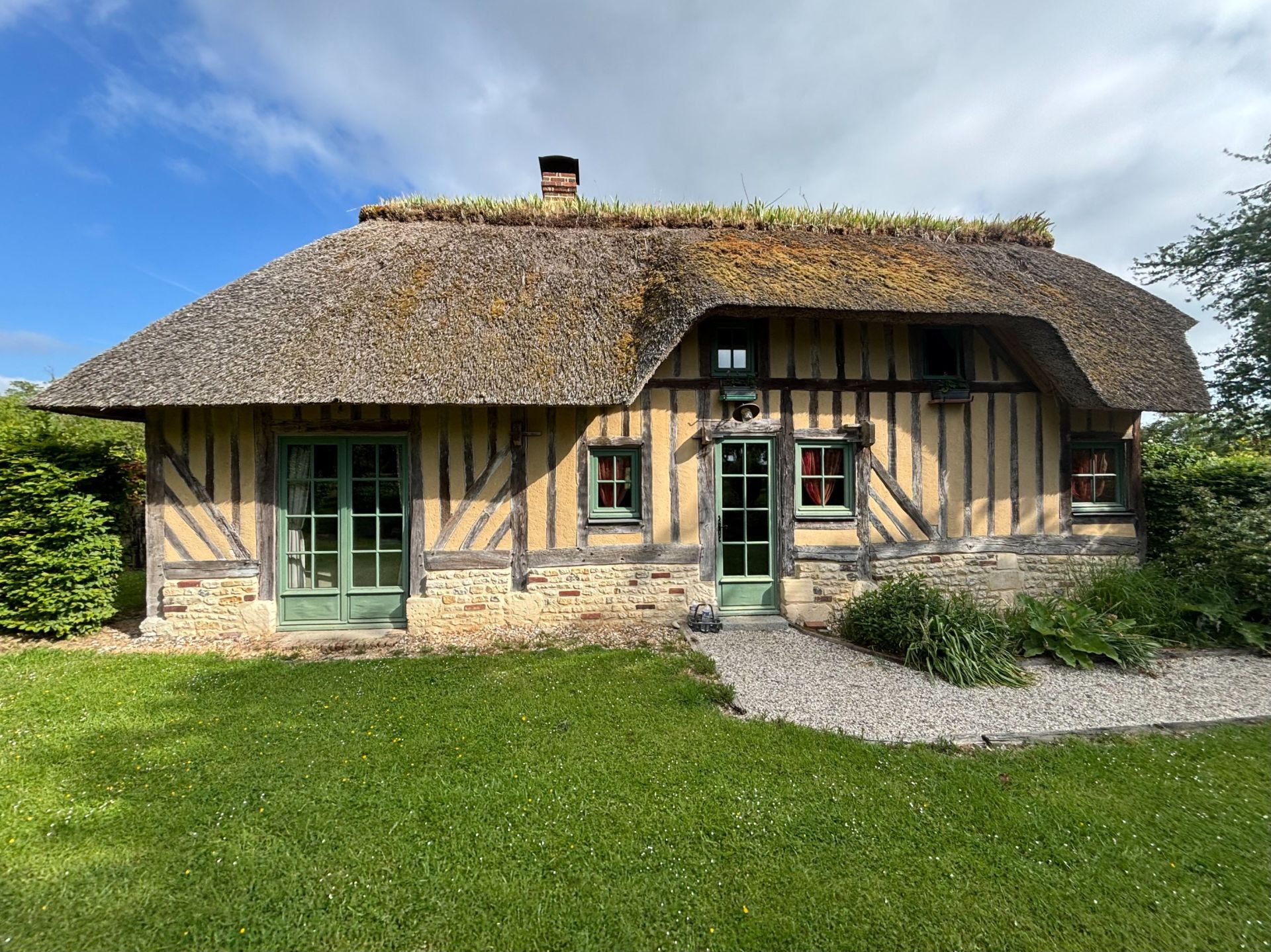 house 6 Rooms for sale on BONNEBOSQ (14340)