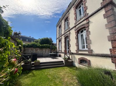 Sale House Caen 8&nbsp;Rooms 245&nbsp;m²