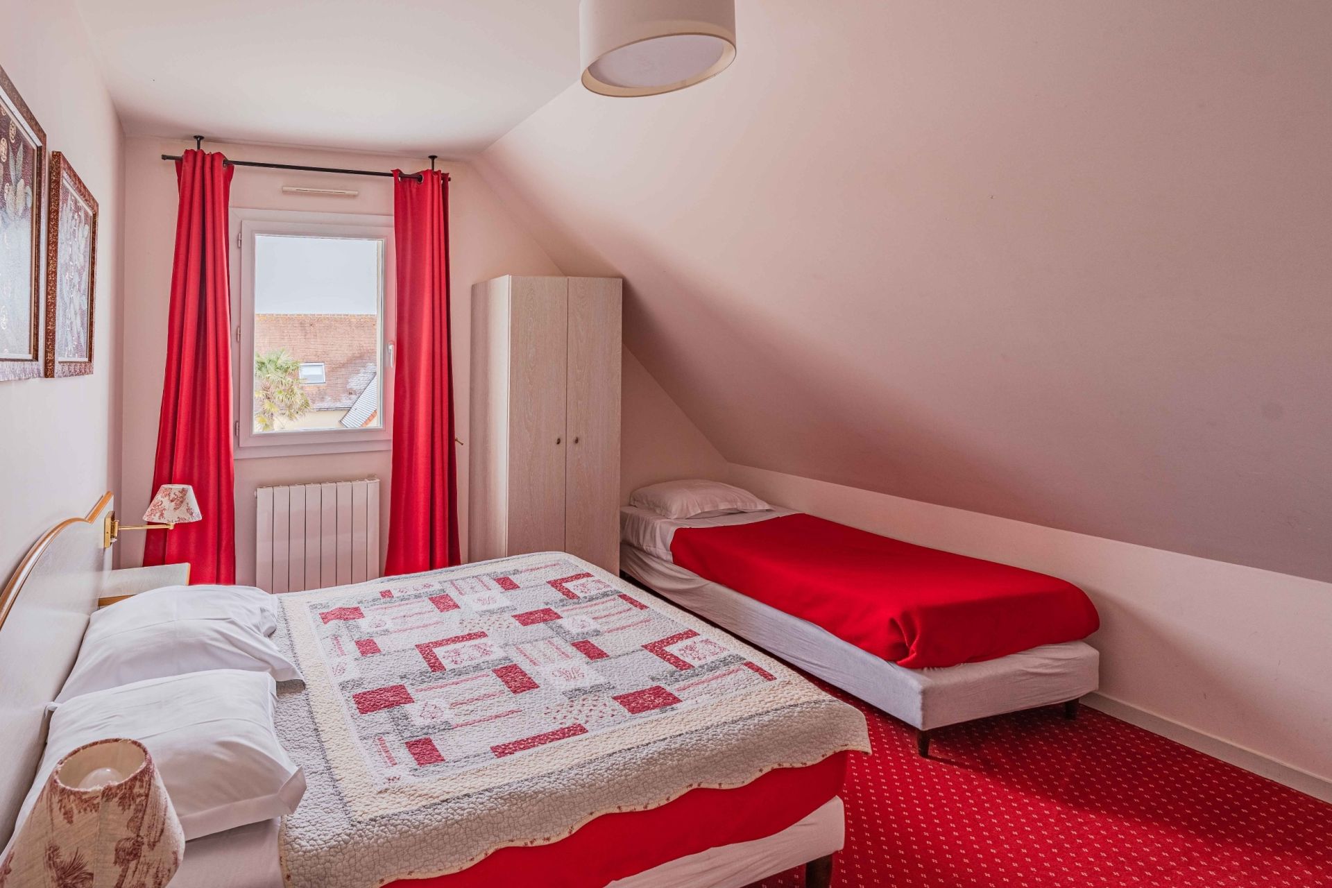 architect's house 11 Rooms for sale on ARROMANCHES LES BAINS (14117)