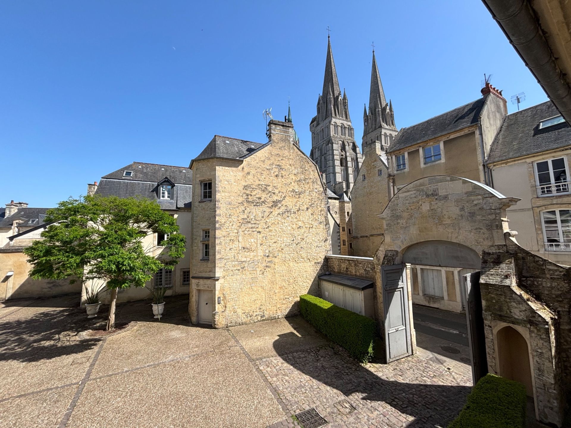 maison 4 Pièces en vente sur BAYEUX (14400)