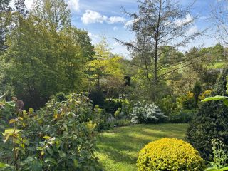 house 8 Rooms for sale on BAYEUX (14400)