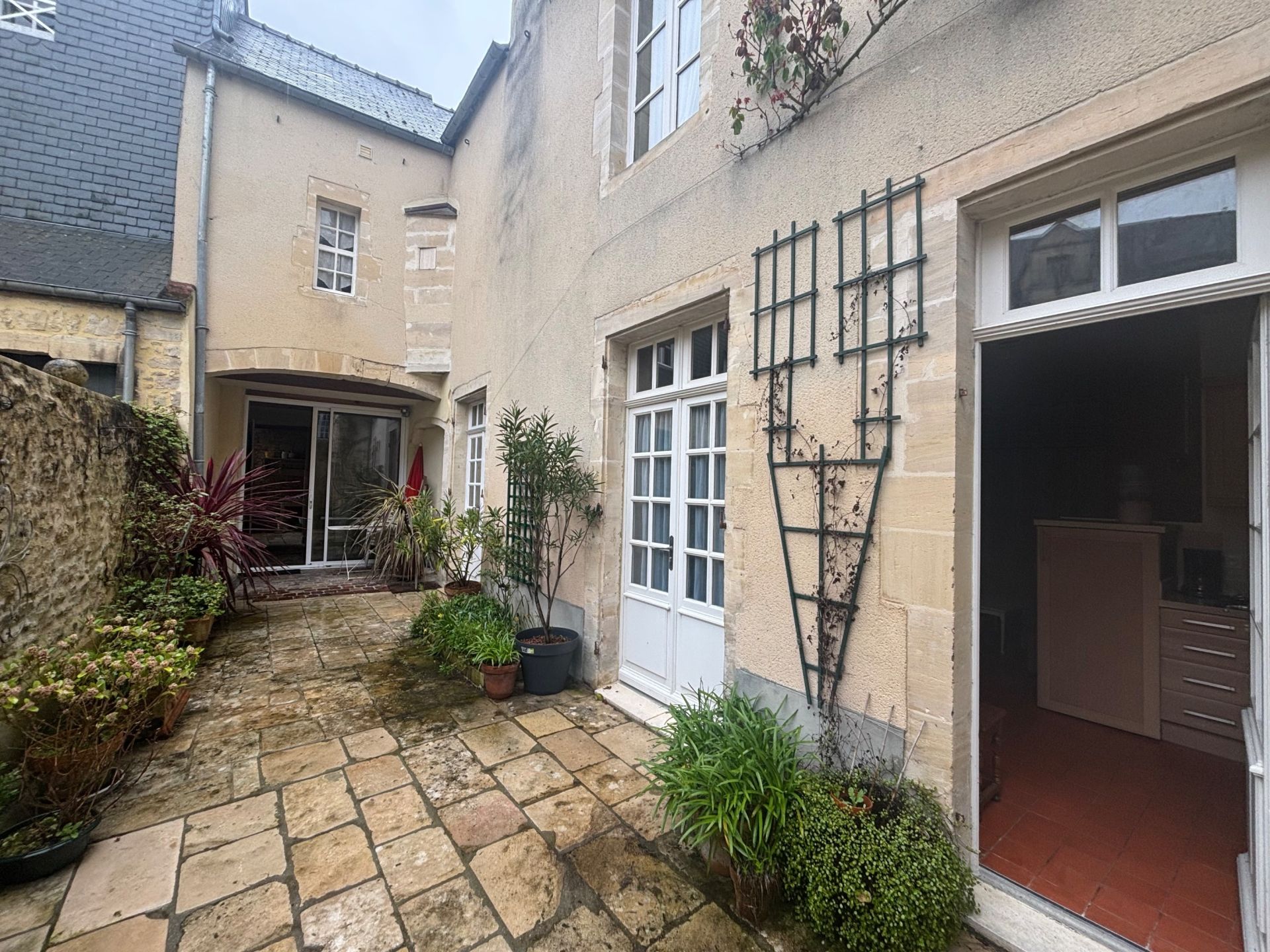 maison 11 Pièces en vente sur BAYEUX (14400)