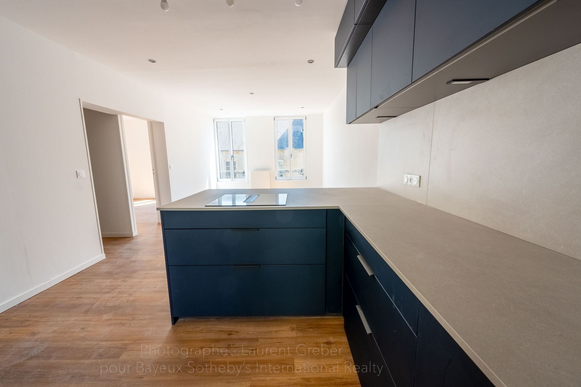 apartment 4 Rooms for sale on BAYEUX (14400)