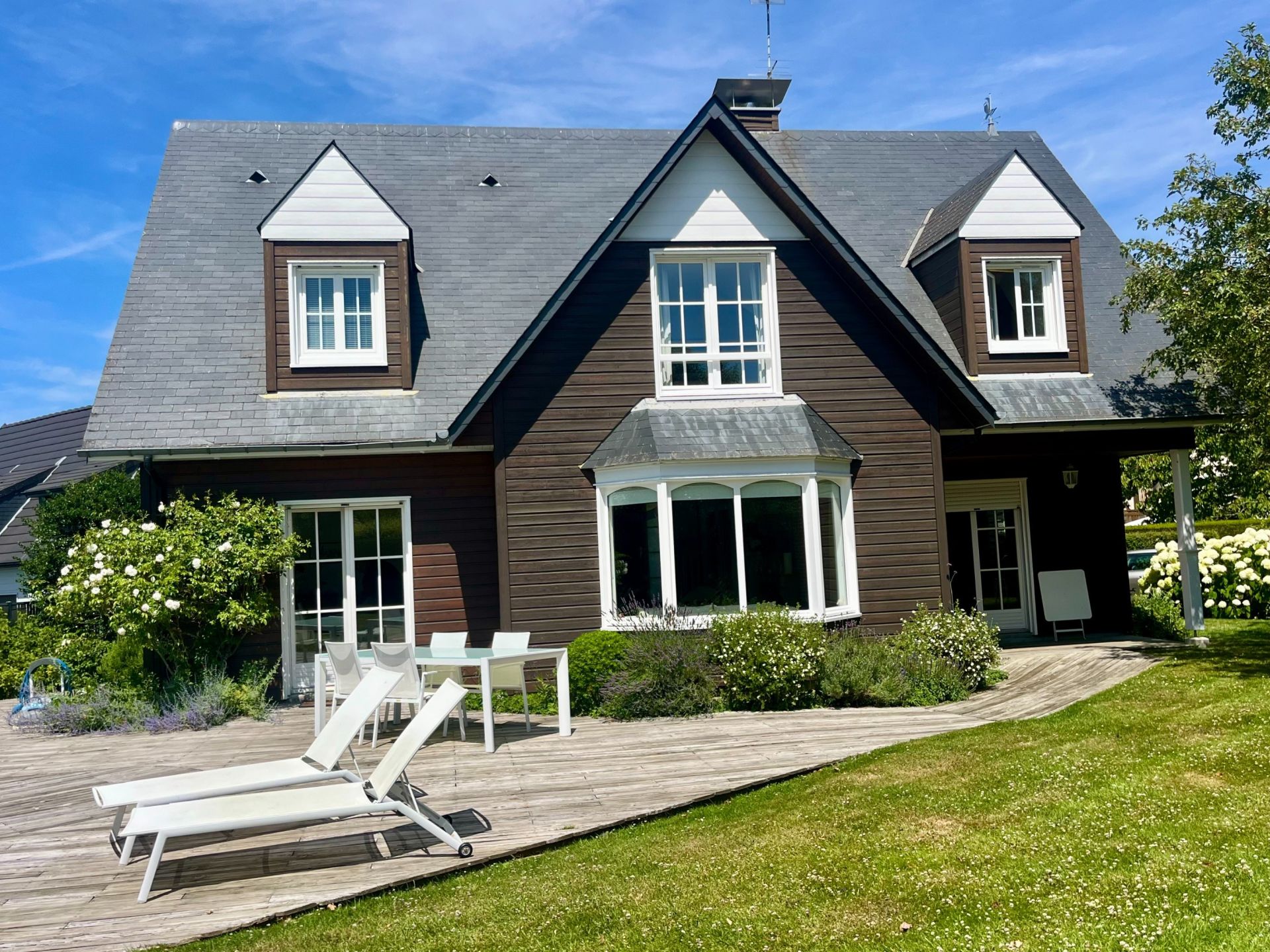 contemporary house 6 Rooms for sale on BOIS GUILLAUME (76230)