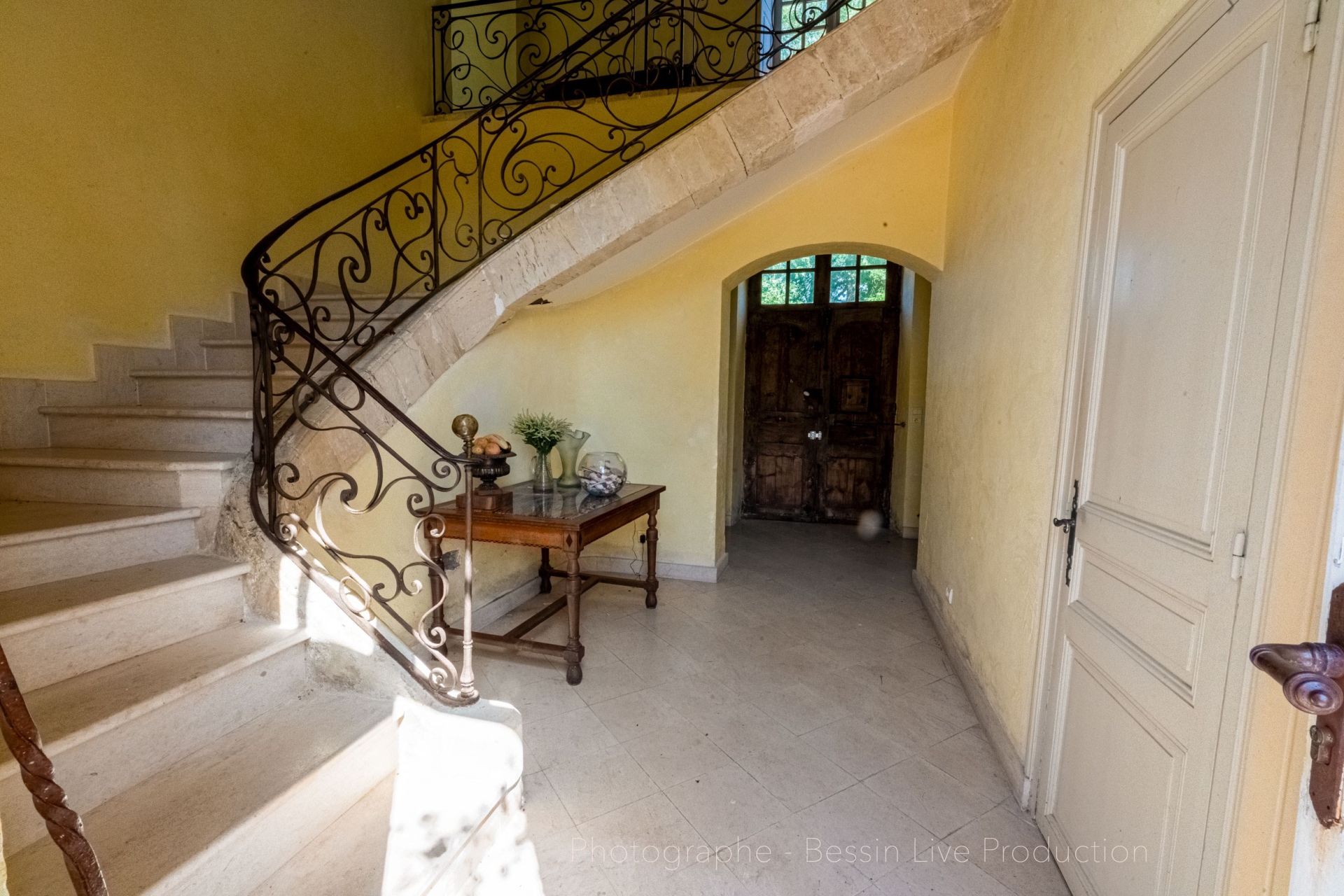 house 8 Rooms for sale on VIERVILLE SUR MER (14710)