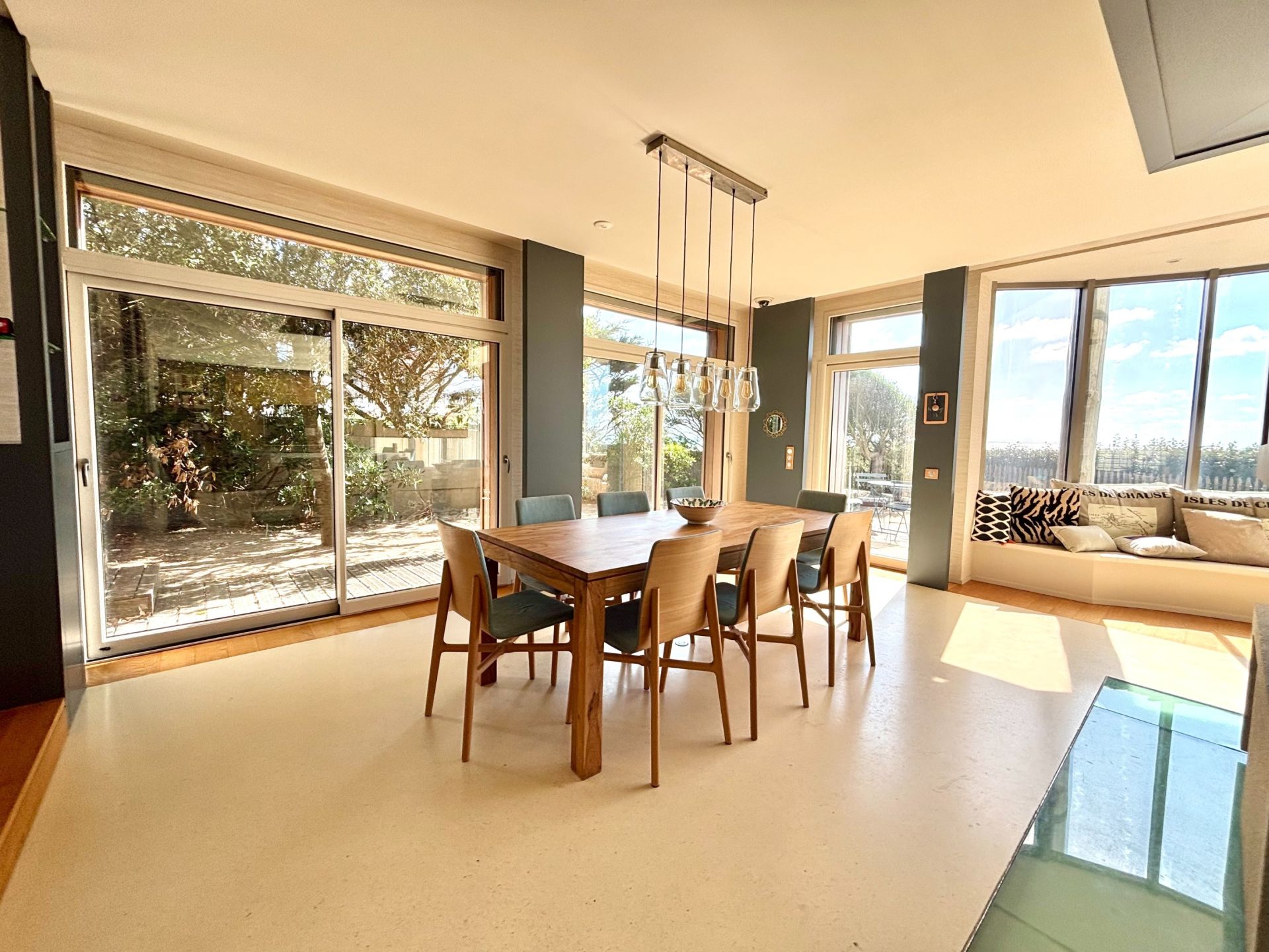 house 10 Rooms for sale on GRANVILLE (50400)