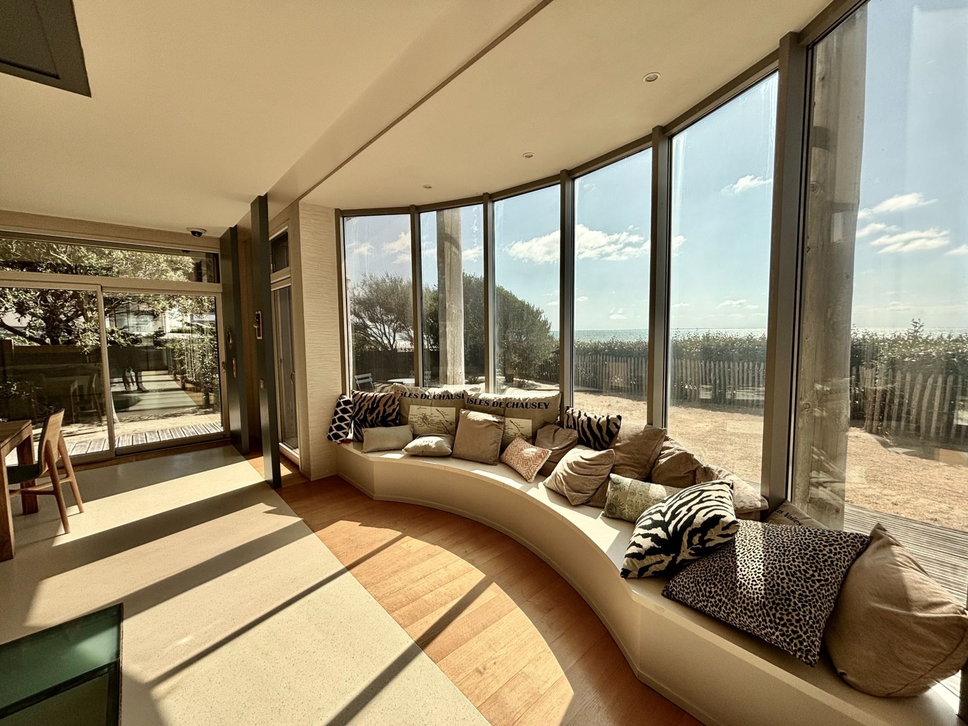 house 10 Rooms for sale on GRANVILLE (50400)