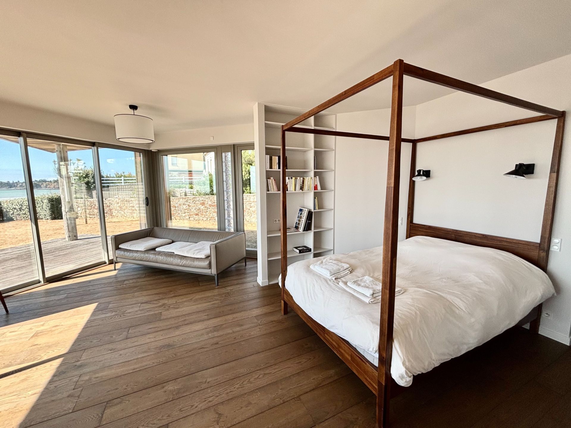 house 10 Rooms for sale on GRANVILLE (50400)