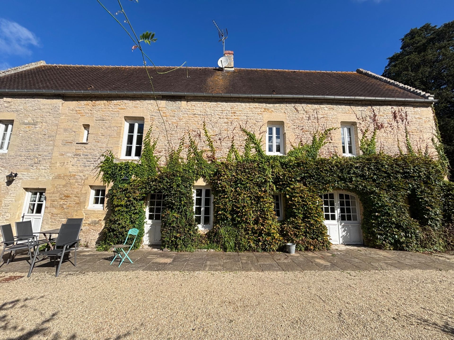house 8 Rooms for sale on PONTS SUR SEULLES (14480)