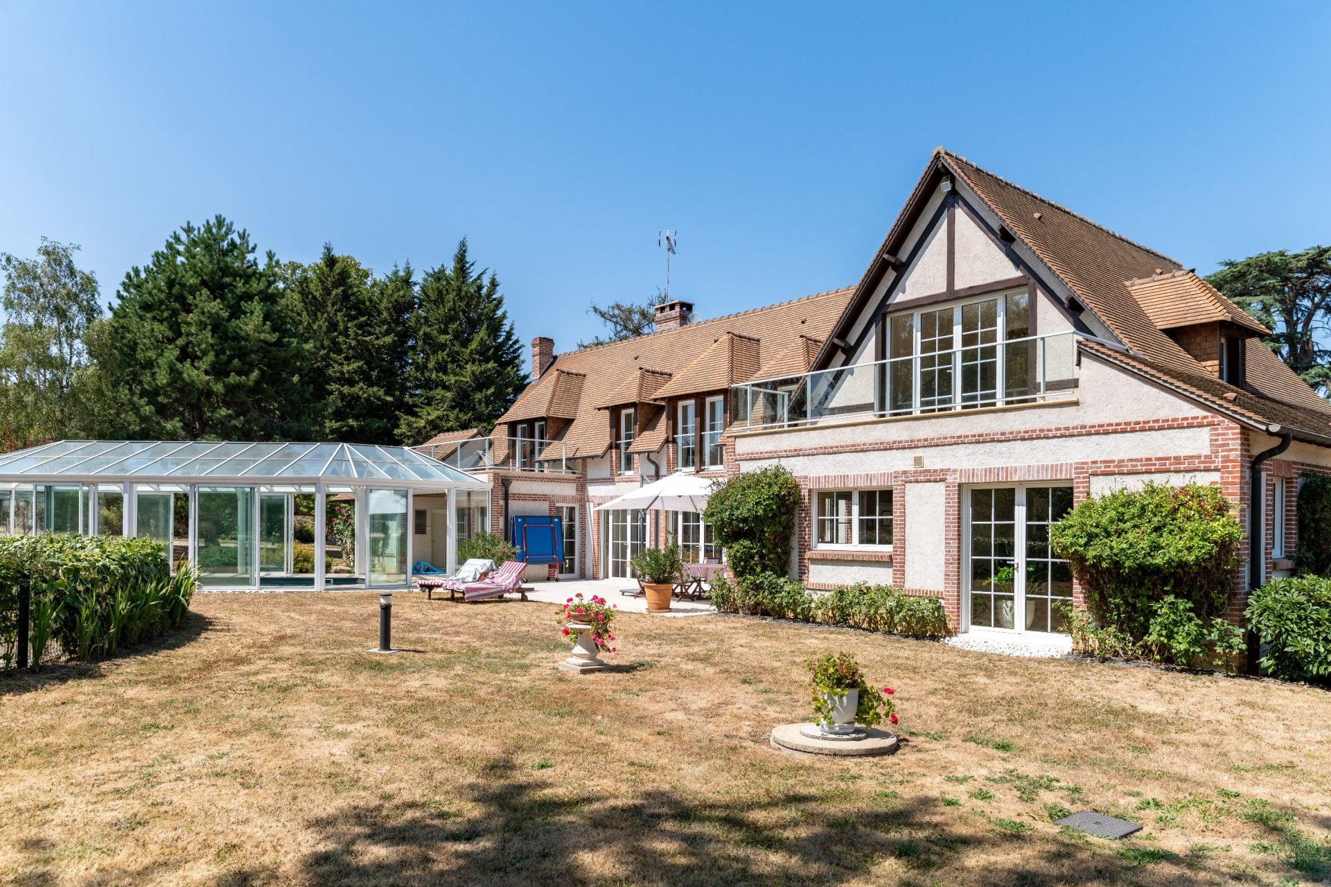 house 8 Rooms for sale on ST VIGOR (27930)
