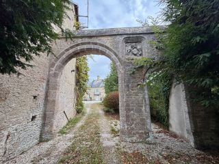 house 9 Rooms for sale on STE MARIE DU MONT (50480)