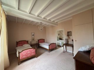 house 9 Rooms for sale on STE MARIE DU MONT (50480)